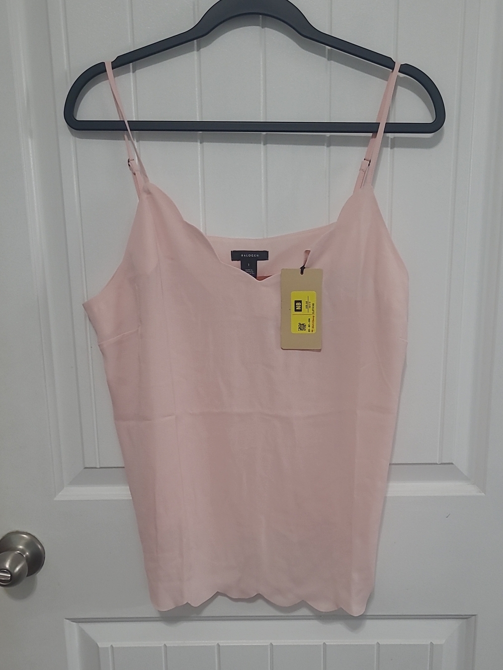 Halogen Light Pink Scalloped-Hem Camisole